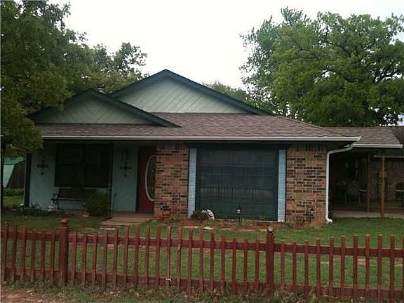 3rd image of 1024 East Ave