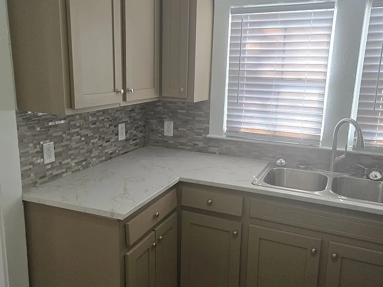 605 Valdese Ave #100 — Photo 24