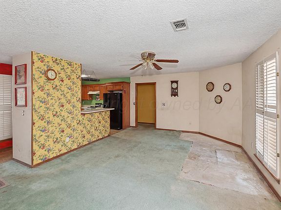 4th image of 1001 Sterling Dr