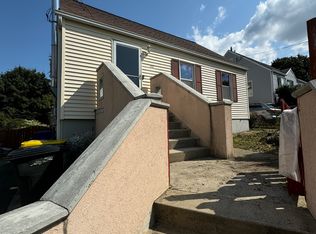 112 Macarthur Dr, Waterbury, CT 06704