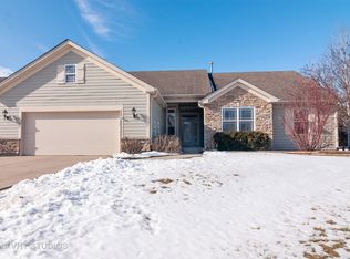 632 Ridge Dr, Elburn, IL 60119