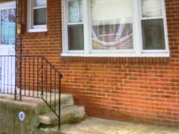 5th image of 122 Vineyard Ave