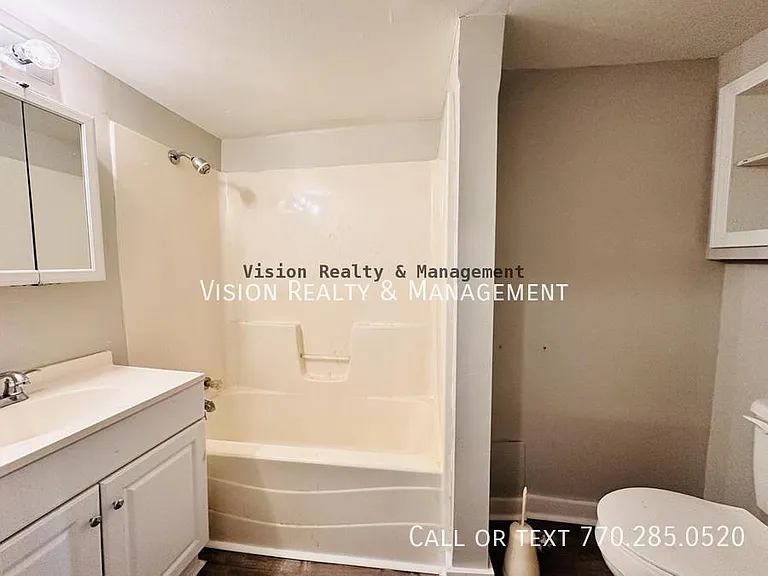31 Reynolds St — Photo 20