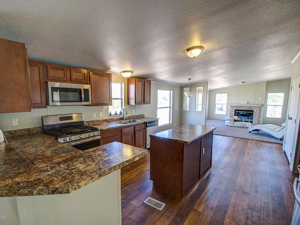 1st image of 17055 W Calle Carmela