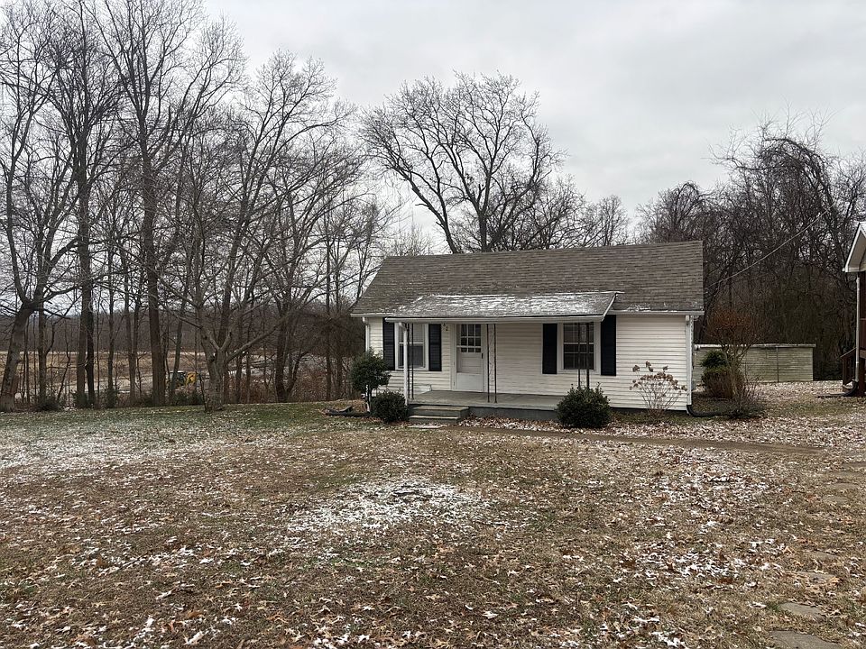 1st image of 682 Arms Dr