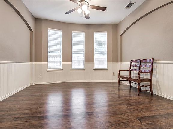 3rd image of 3721 Moultrie Dr