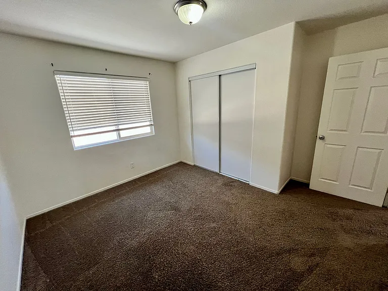 73428 Sunnyvale Dr — Photo 15