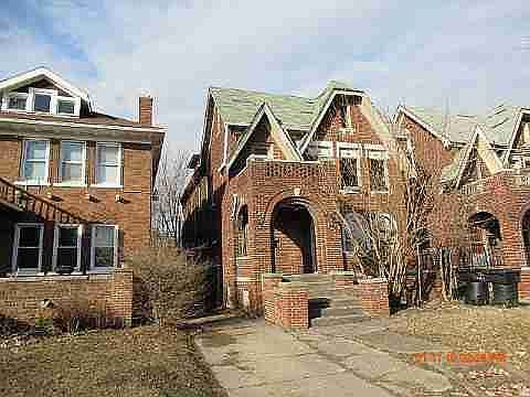 3216 Cortland