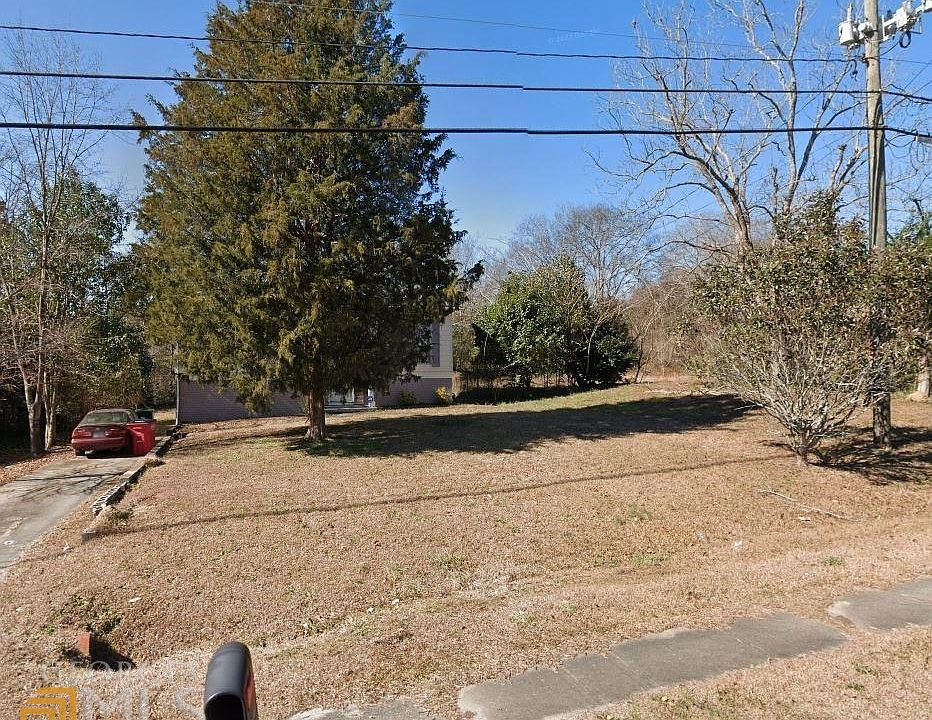 2nd image of 5779 Bloomfield Rd