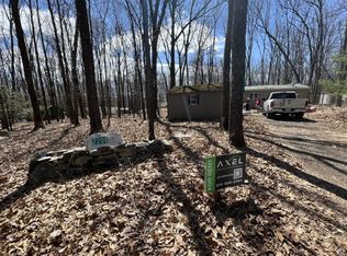 2208 Linden Ln, East Stroudsburg, PA 18302