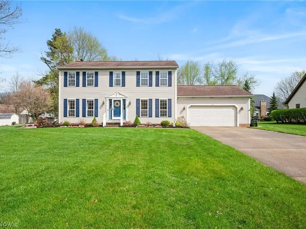 1271 Atterbury Dr, Macedonia, OH 44056