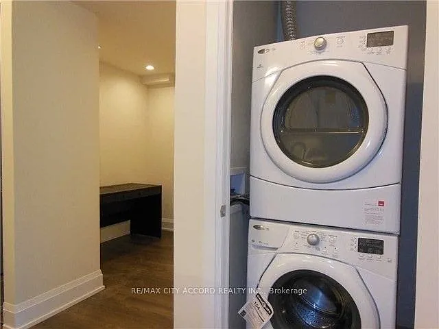 1 Old Mill Dr #128 — Photo 7