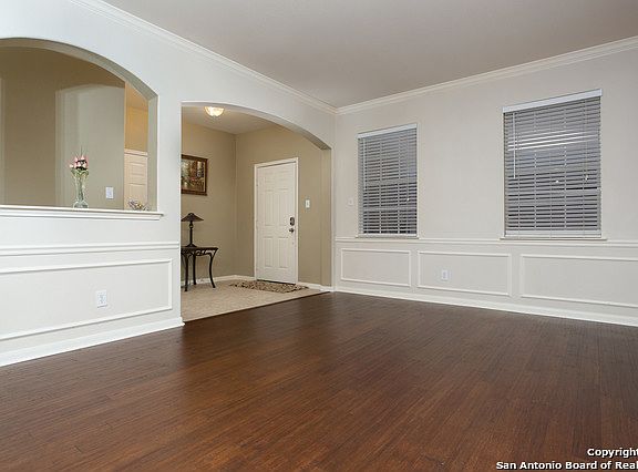 5th image of 217 Lakota Ct