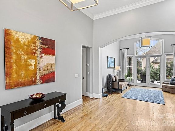 4th image of 7307 Amberwood Ct