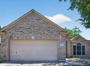 14926 Lindenbrook Ln, Houston, TX 77095