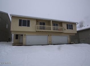 13751 Hunterwood Ln #105, Eagle River, AK 99577