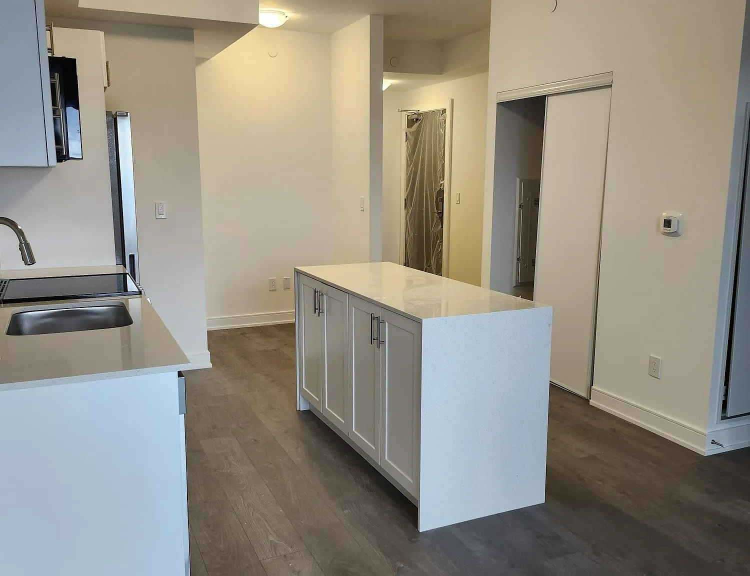 1 bed, $2,450 — Photo 4