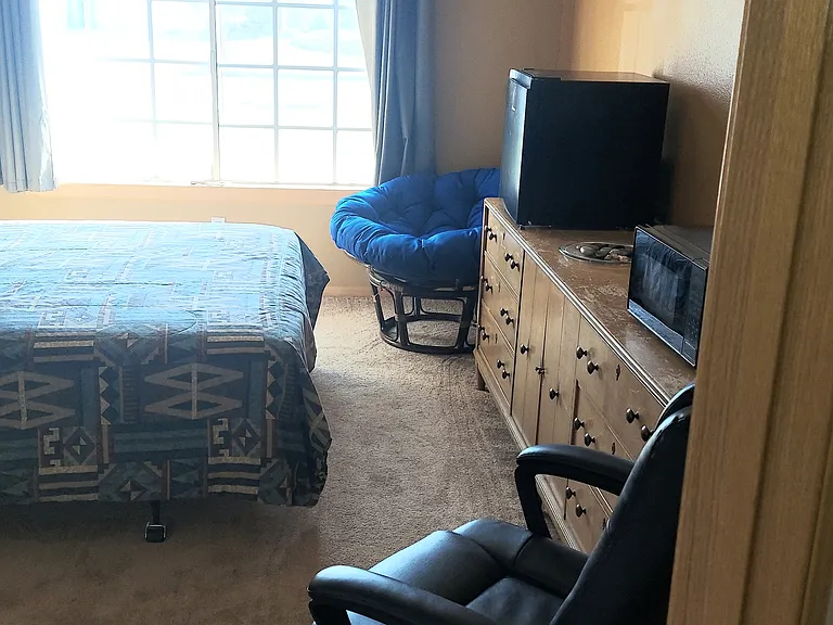 Driftwood Dr — Photo 4