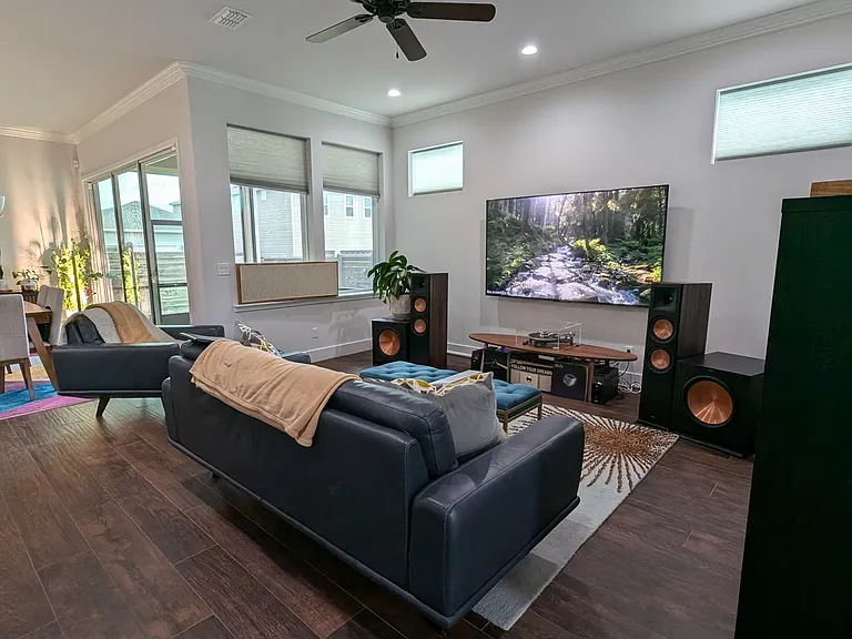 7476 SW 66th Ln — Photo 2