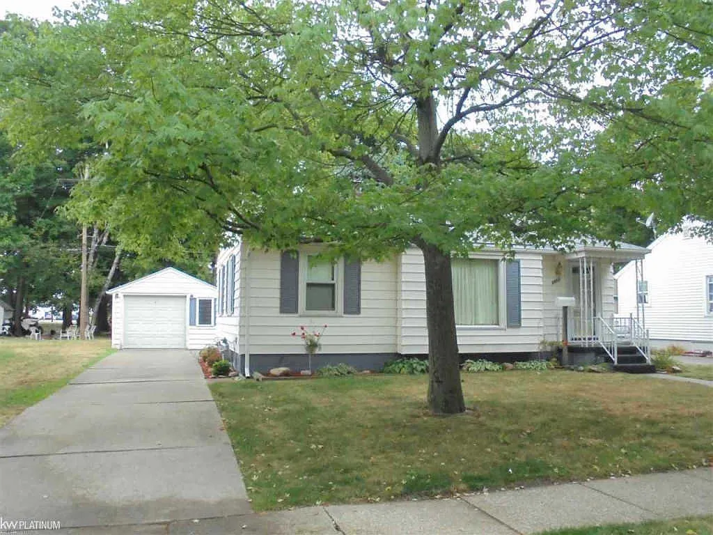 2851 Cooper Ave photo 1