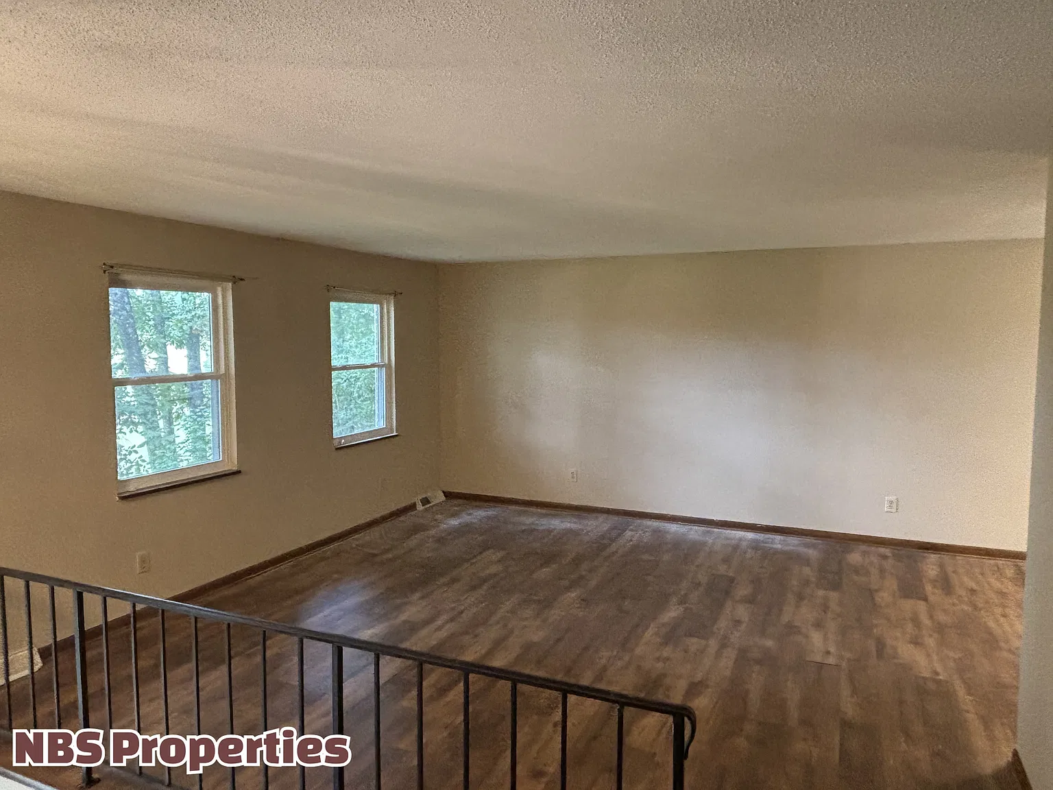 3395 Watkins Road East - 1 — Photo 4