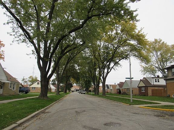 5th image of 100 49th Ave