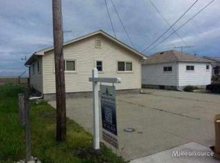 8908 Anchor Bay Dr, Clay, MI