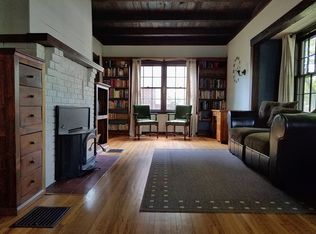 313 E Washington St, Urbana, IL
