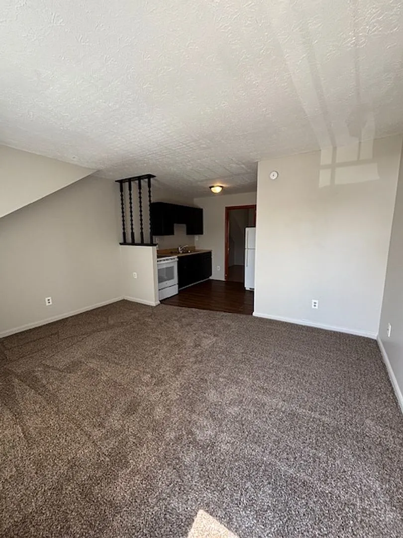 413 S Main Street — Photo 3