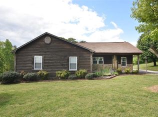 131 Hilltop St, Connelly Springs, NC 28612