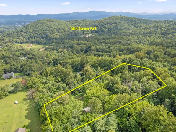 6660 Highlander Way, Crozet, VA 22932