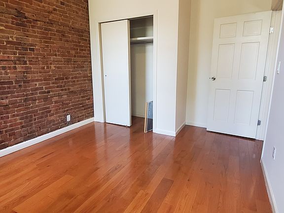 5th image of 513 Grand St APT 3