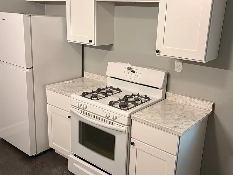 7300 W Stevenson St — Photo 3