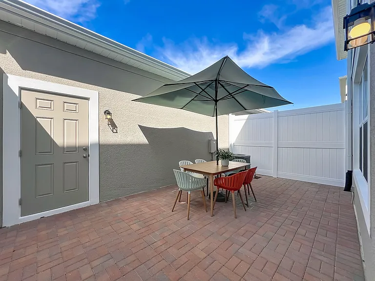 7025 Twilight Bay Dr — Photo 31