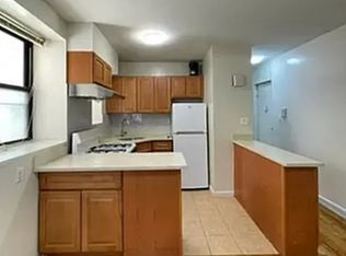 6005 5th Ave #2, Brooklyn, NY 11220
