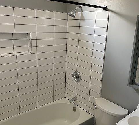 4th image of 53 Ann St Floor 2