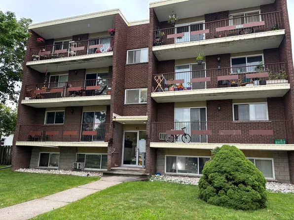 41 Carleton St S #3, Thorold, ON L2V 1Z7