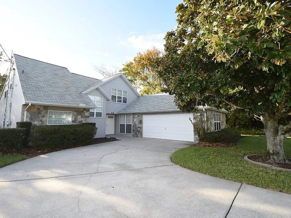 44 Cormorant Ct