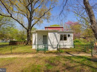 39 Ridge Rd, Greenbelt, MD