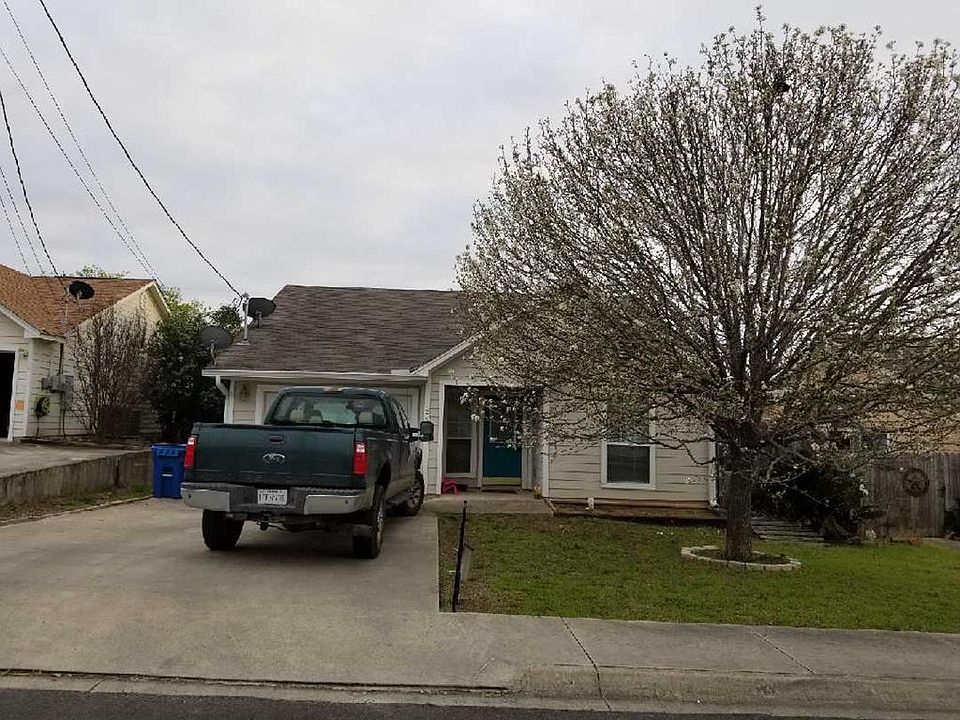 1st image of 126 Amelia Ct