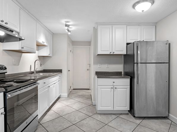 42 and 44 West Emerson Street, 42 W Emerson St, Melrose, MA 02176