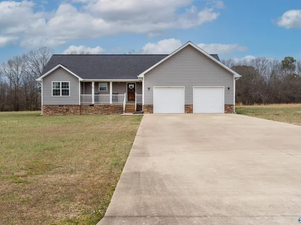 160 Graben Dr, Fyffe, AL 35971