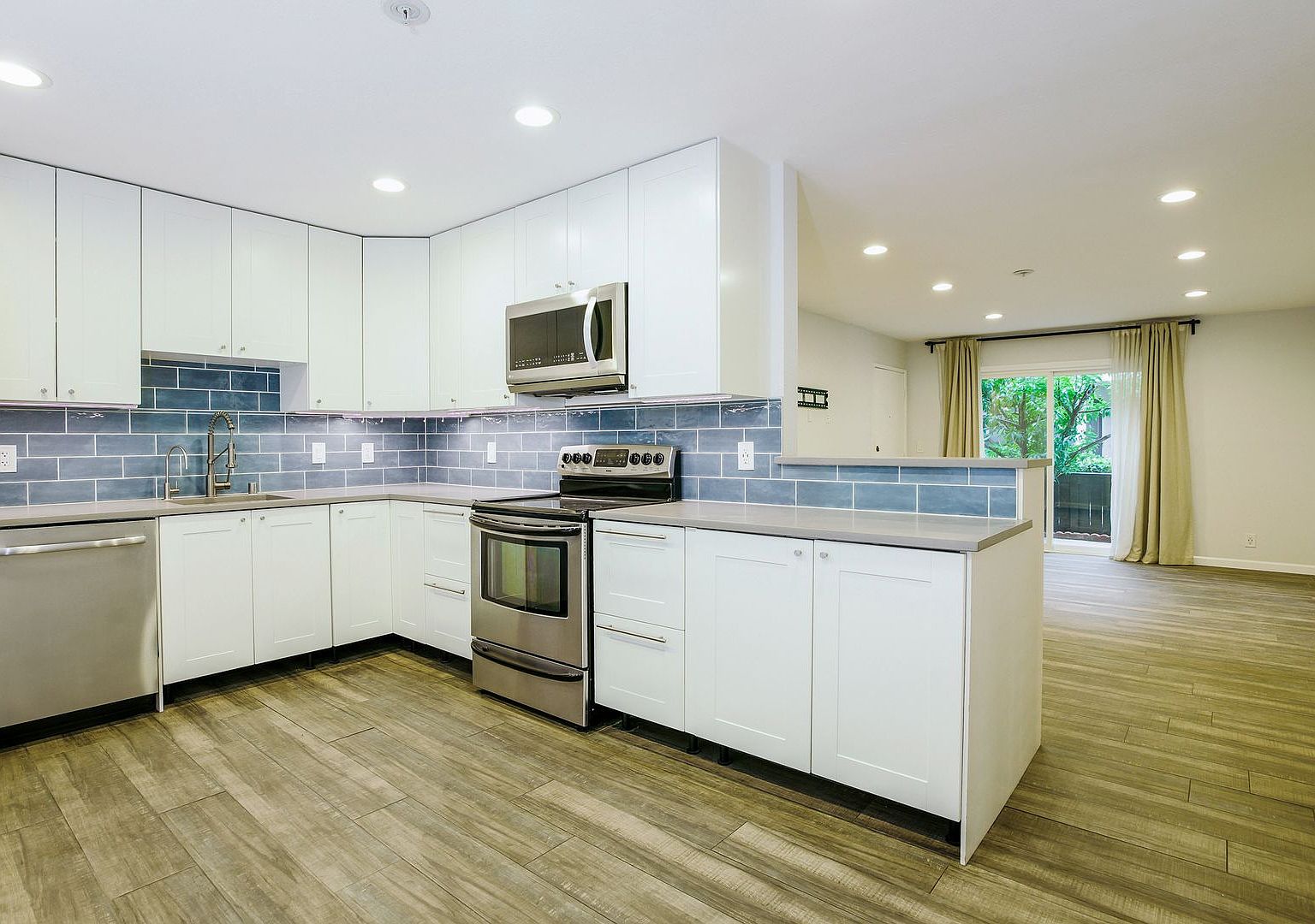 23250 Orange Ave APT 1, Lake Forest, CA 92630 | Zillow