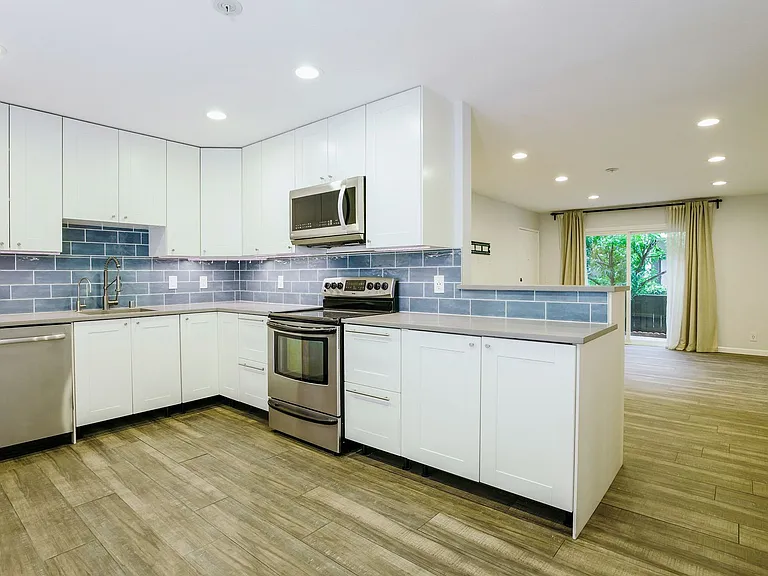 23250 Orange Ave #1 — Photo 1