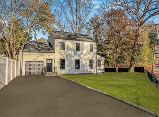 1006 Grove St, Mamaroneck, NY