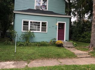 209 Commercial Ave N, Sandstone, MN 55072