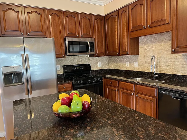 14252 Glade Spring Dr — Photo 12
