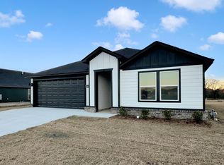 6421 Newark Dr, Alexander, AR 72002