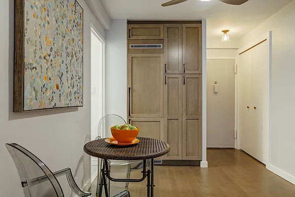 Sold by Compass | media 23