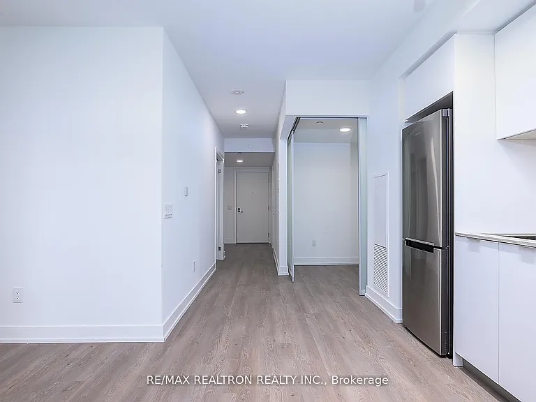 8 Cedarland Dr #826 — Photo 6